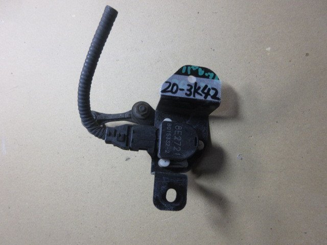 スズキ パレット MK21S H21年 ハイトコントロール センサー　8E2721 B015332-2　20-3K42_画像1
