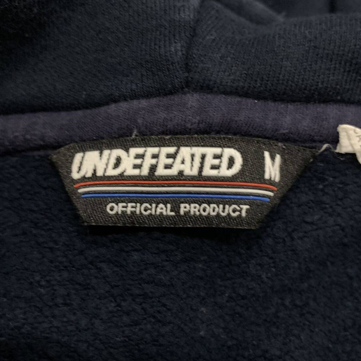 Q ▼ 都会のカジュアルウェア '着心地抜群' UNDEFEATED アンディフィーテッド コットン100% ロゴ刺繍 スウェット パーカ / フーディ size:Mの画像6