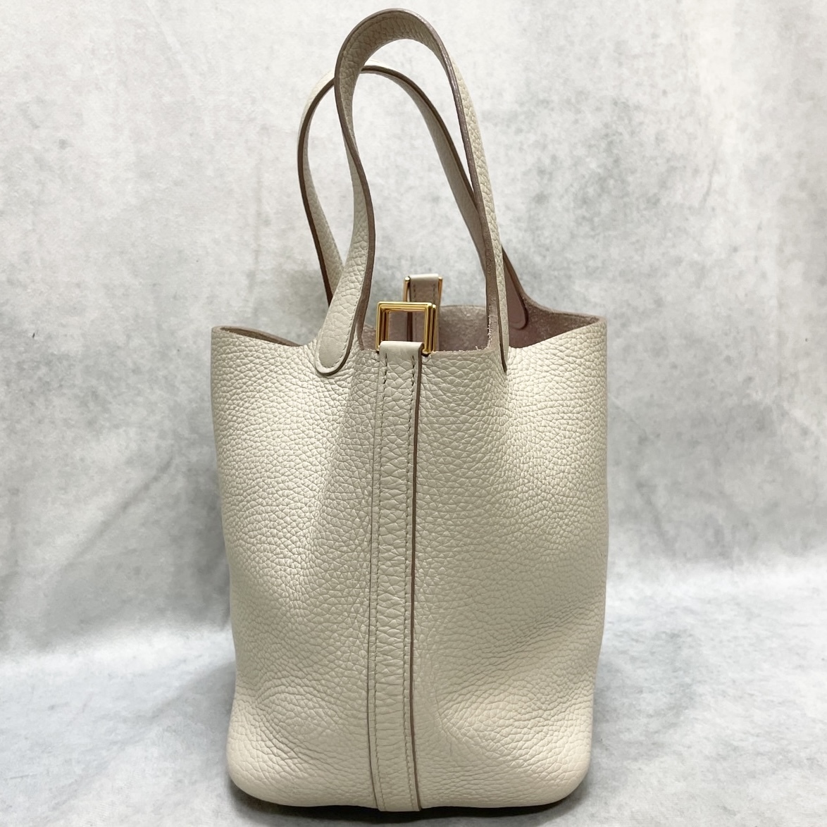 1円〜美品 HERMES エルメス　ピコタンロック18/PM　トリヨンクレマンス　べトン　ゴールド金具　C刻印　ハンドバック_画像4