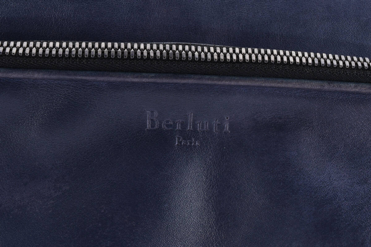1円〜美品 BERLUTI ベルルッティ カリグラフィ タイムオフ レザー ブルー MB1105 リュック の画像10