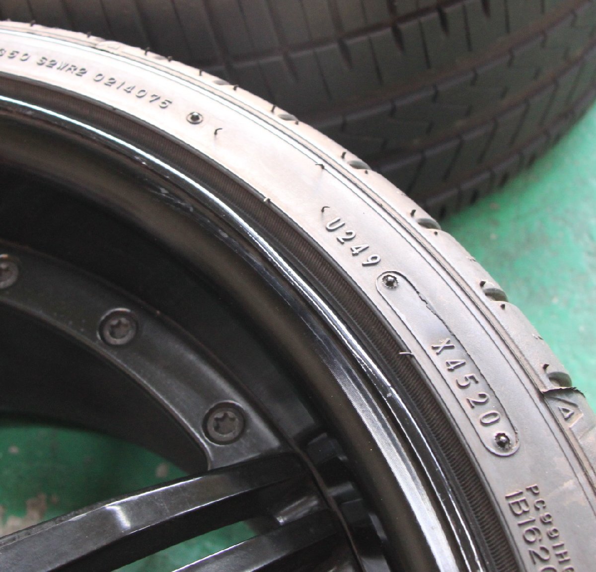 中古　19インチ WORK GNOSIS GS5 ワーク グノーシス 19-8.5J+42x2 9.5J+42x2 5-112 FALKEN AZENIS FK510 235/35ZR19x2 265/30ZR19x2_画像9