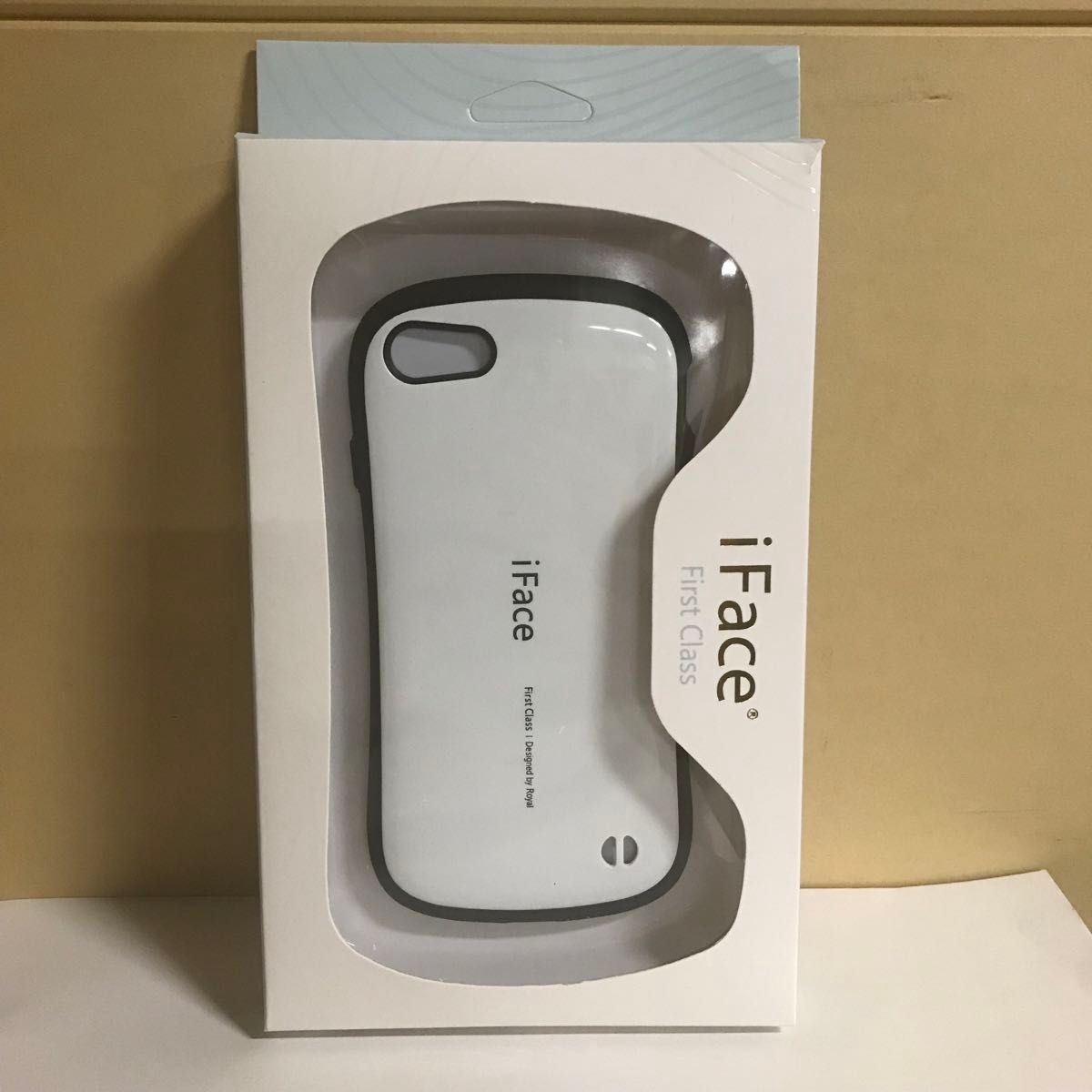 白 箱付き　iPhone7/8、SE2/SE3対応 新品 iFace アイフェイス ケース