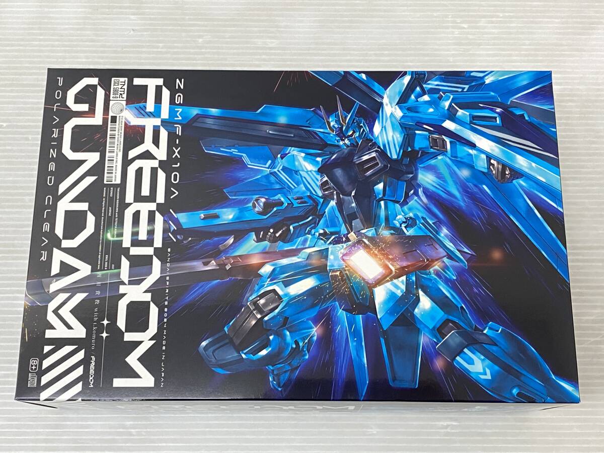 FREEDOM 西川貴教 with t.komuro [CD] ガンプラ付 HG 1/144 フリーダムガンダム ポラライズドクリア 中古品 syacd074355の画像1