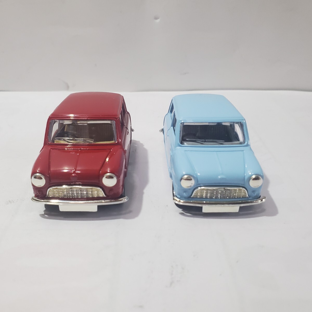DAYS GONE ハンガーズ 「Austin 7 MINI 1959 赤」と「Austin 7 MINI 1959 青」 オースチン ミニ 2台セット イギリス製 新品未使用270_画像5