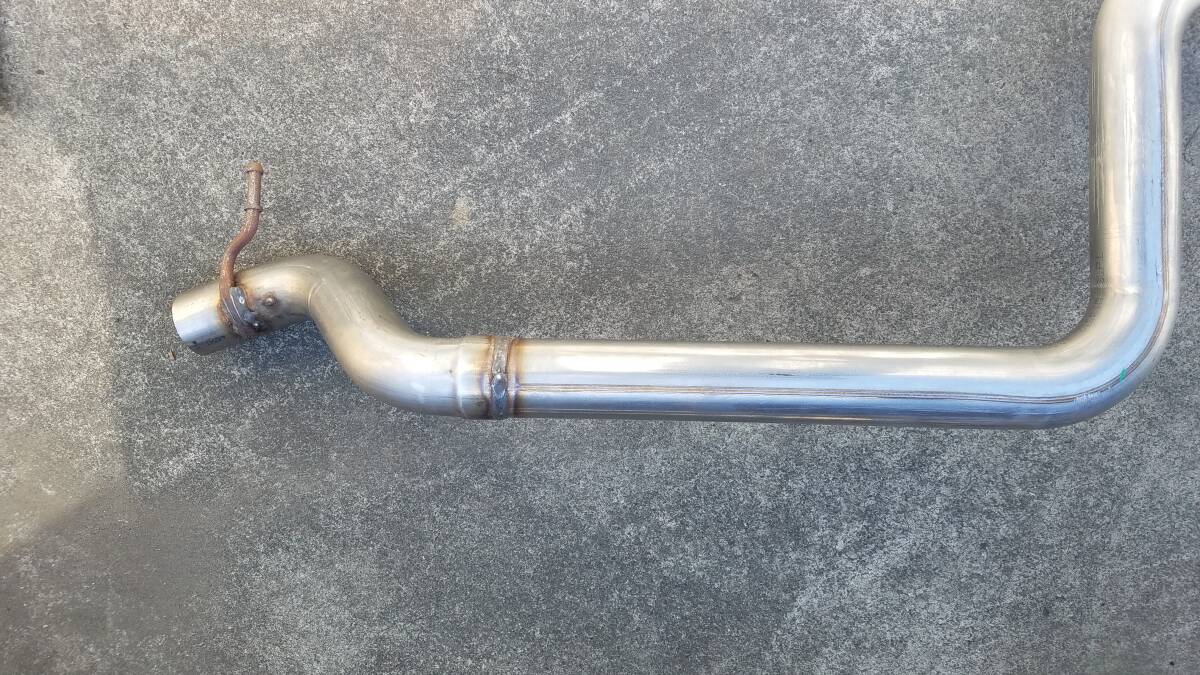 VOLVO Volvo V40 original muffler piping pipe 31405104 209813 S2080