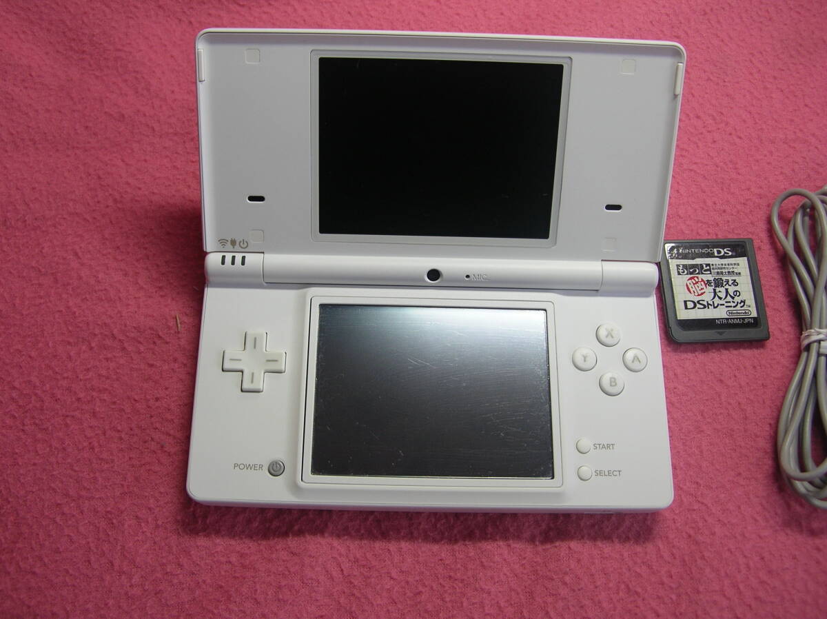 DSi 本体+専用充電器 ソフト１個（脳を鍛えるDSトレーニング）ホワイト 初期化済（中古良品）の画像2