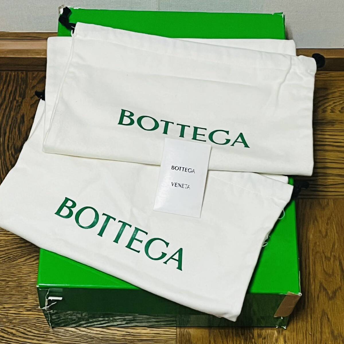 BOTTEGA VENETA ボッテガヴェネタ ブラックレッドレザー サイドゴア タイヤ アンクル チェルシー ブーツ シューズ ダニエルリー　サイズ40