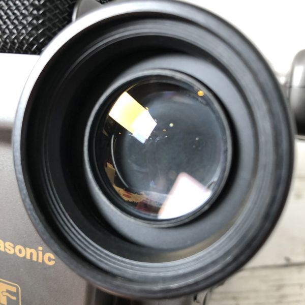 8P76 Panasonic S-VHS-C ムービーカメラ NV-S9 パナソニック カメラ ビデオカメラ 家庭用 映像 1000-の画像3