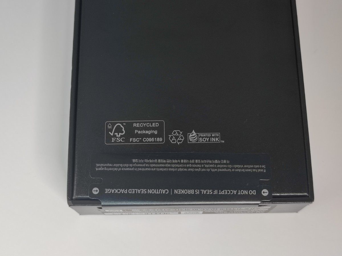 新品未開封】Galaxy S24 ultra チタニウムイエロー 256GB 韓国版 新品未開封】Galaxy S24 ultra チタニウムイエロー 256GB 韓国版