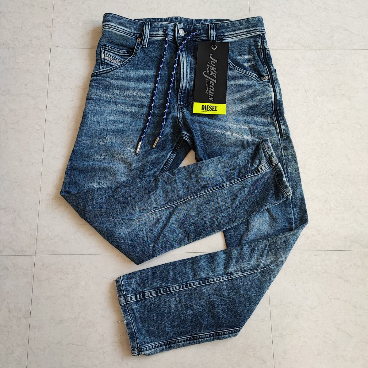 極美品 DIESEL Ｗ２６ ディーゼル ジョグ ジーンズ デニム KROOLEY JOGG JEANS 0096M 送料込み