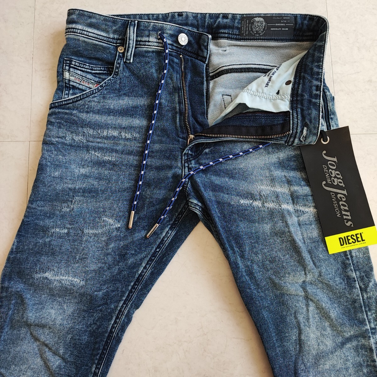 極美品 DIESEL Ｗ２６ ディーゼル ジョグ ジーンズ デニム KROOLEY JOGG JEANS 0096M 送料込み