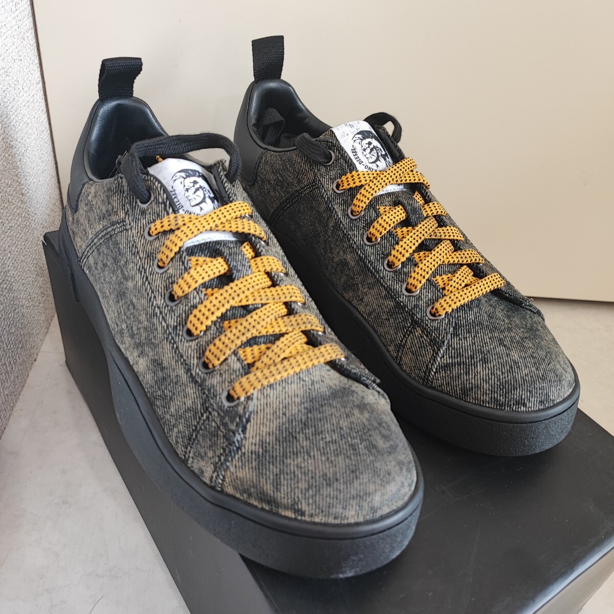 Yahoo!オークション - 新作 26.5cm 新品未使用 DIESEL Yahoo!オークション - 新作 26.5cm 新品未使用 DIESEL