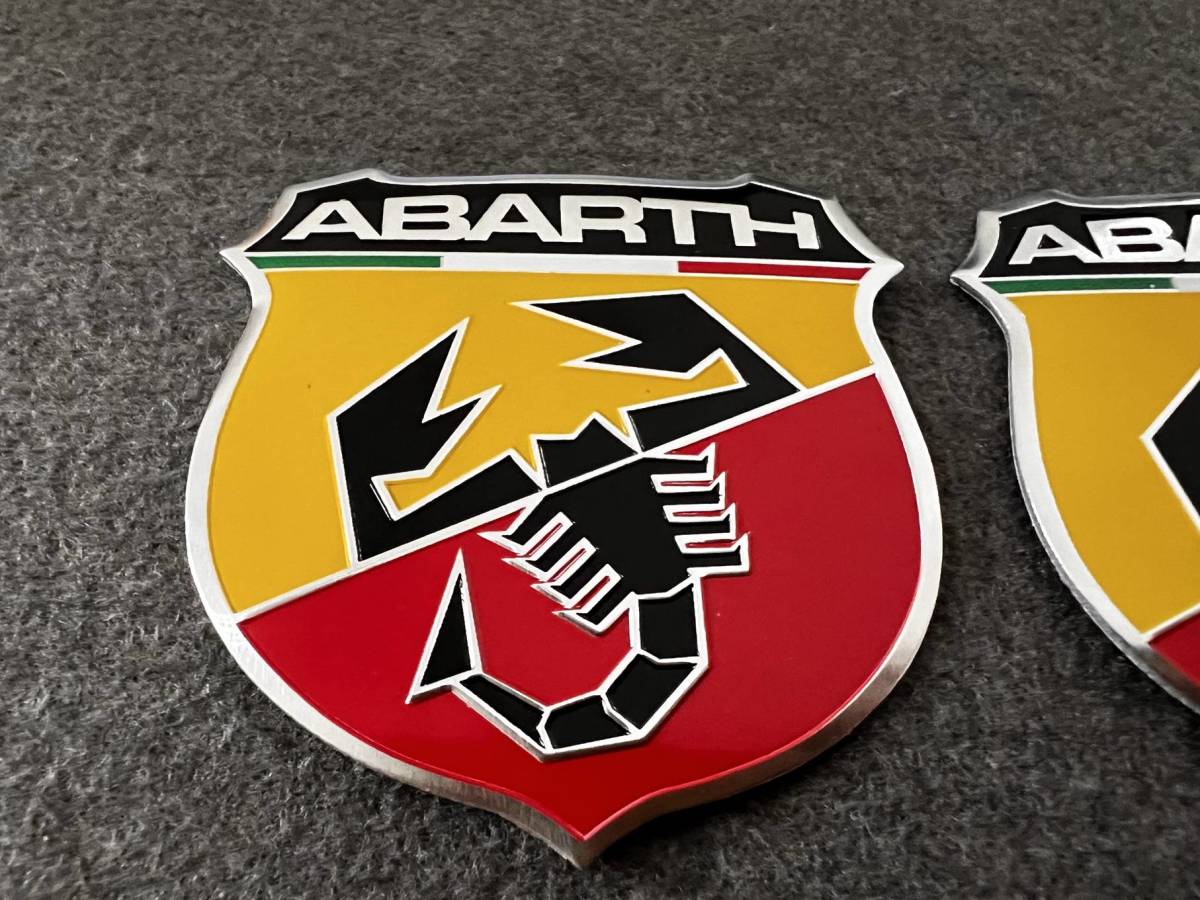 アバルト ABARTH★5.5*6CM★カーステッカー エンブレム プレート アルミ製 フェンダーバッジ シール 傷を隠す 2枚セット 557番_画像2