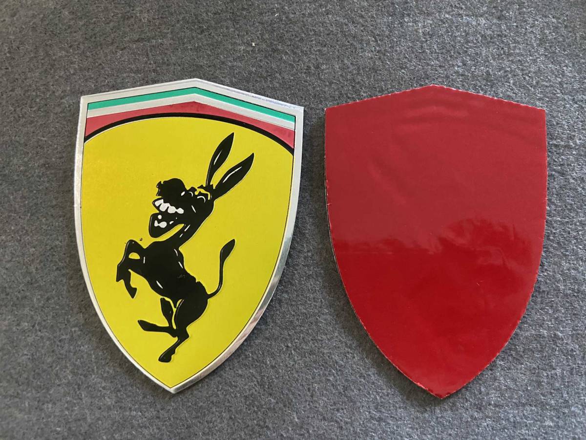 フェラーリ Ferrari★10*7CM★ カーステッカー エンブレム プレート アルミ製 フェンダーバッジ シール 傷を隠す 2枚セット 525番の画像3