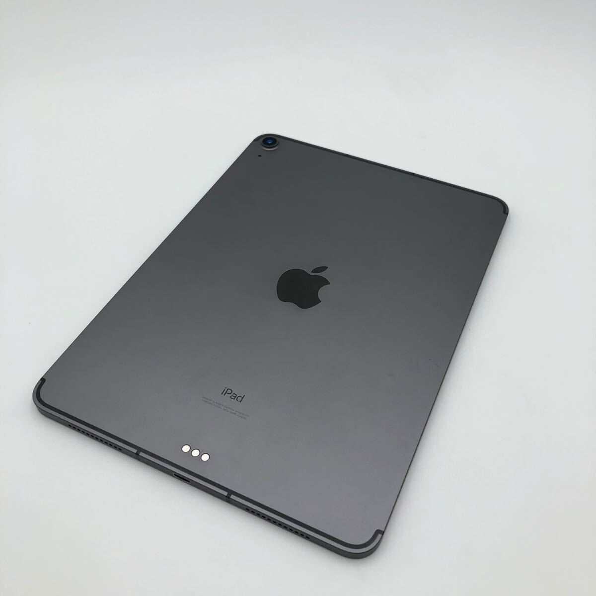 【ジャンク】Apple iPad Air 第4世代 10.9インチ 2020年モデル　(管理記号:Z)_画像1