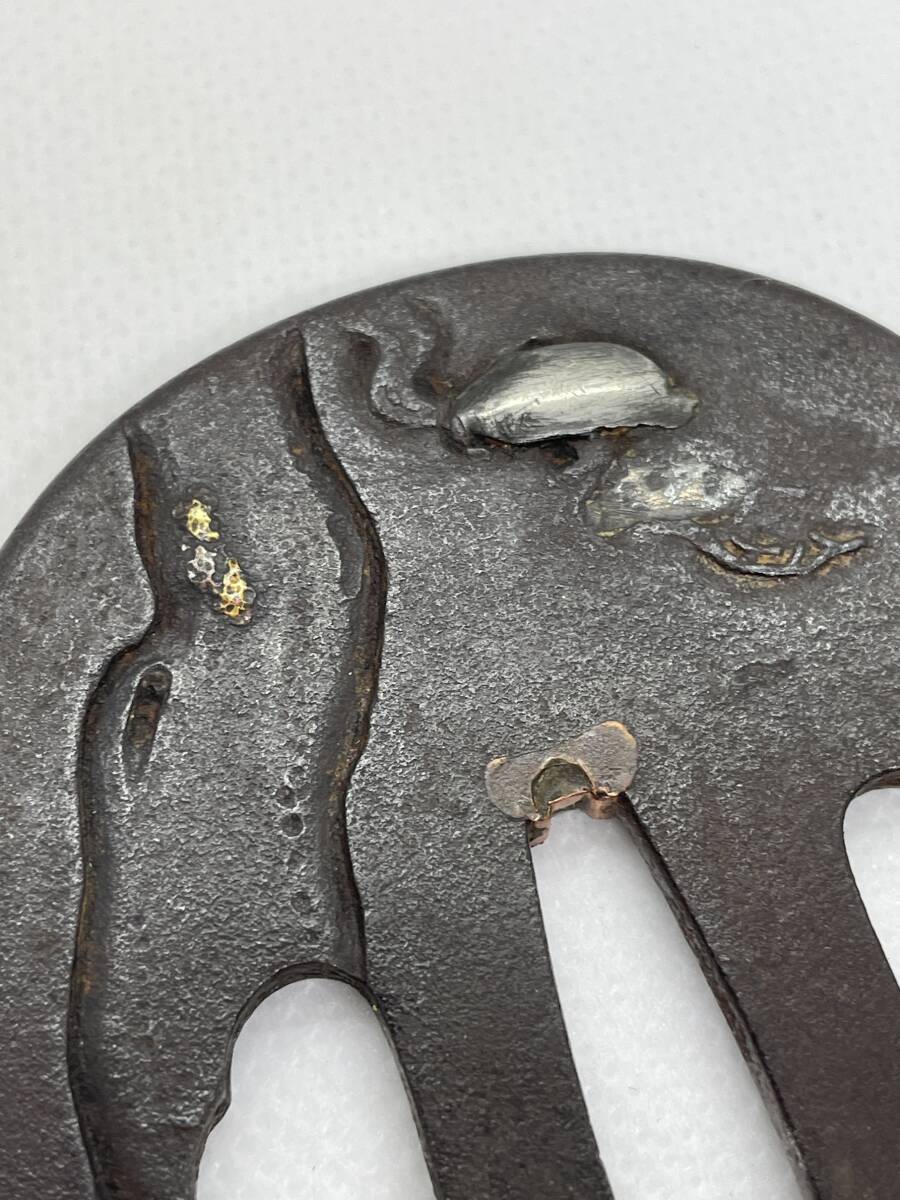 【武具小道具】日本刀装具 鉄鍔 中国人物金銀象嵌鐔 木瓜形 の画像8
