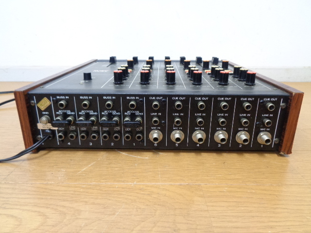 ★TEAC ティアック M-2A オーディオミキサー TASCAM Model 2A 動作品★の画像7