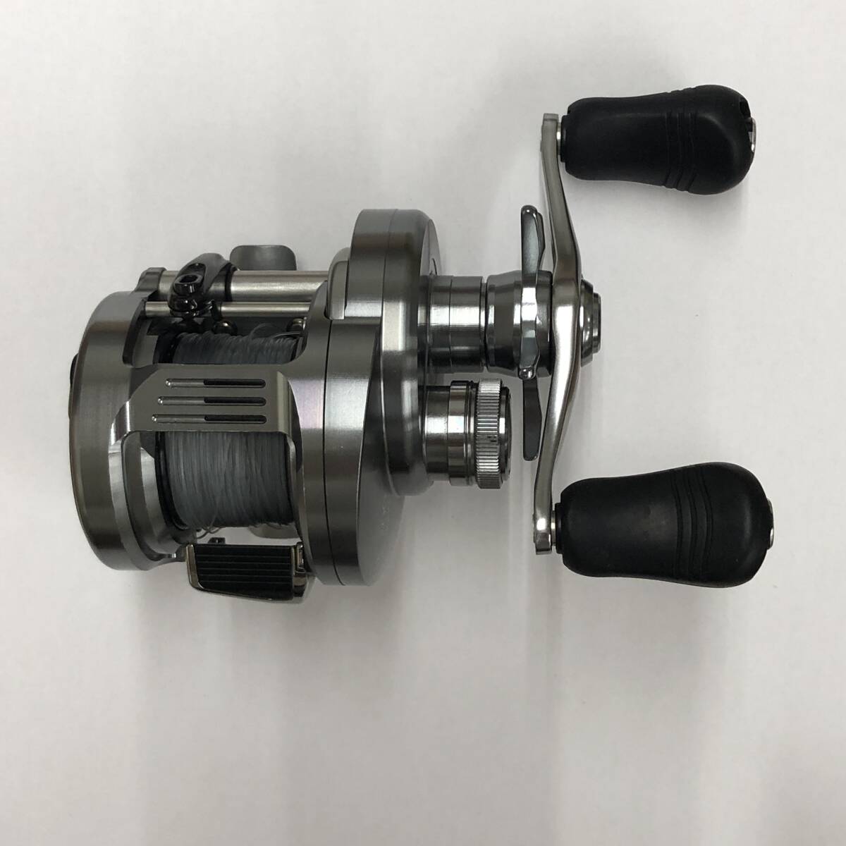 ☆Shimano シマノ リール 19 CALCUTTA CONQUEST カルカッタ コンクエスト DC200 !_画像1