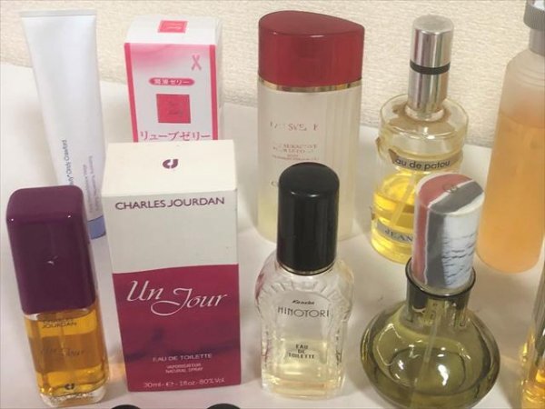 * perfume cosme fragrance together various large amount *