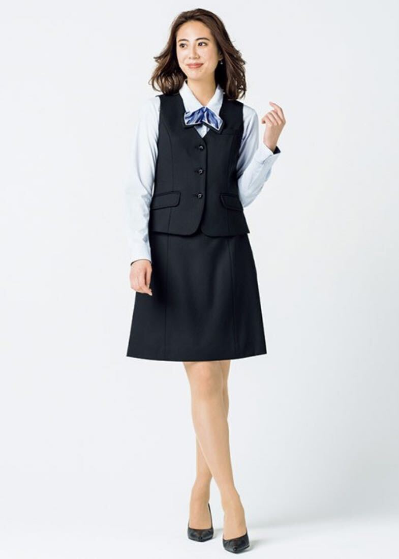 企業　女子社員制服　事務服　Amatir 黒色 9号　Aラインスカート 廃棄処分品　OL制服 送料185円_画像7