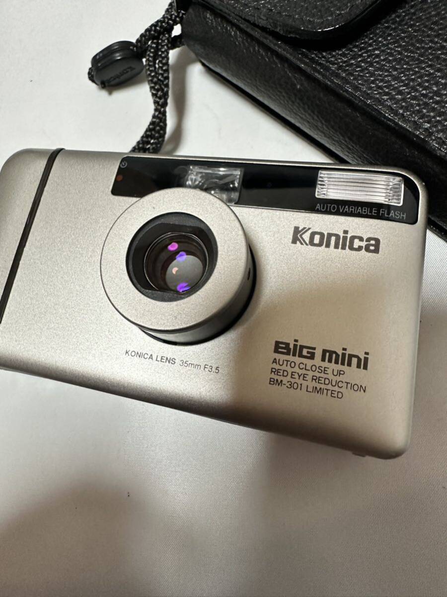 【希少】美品 KONICA BiG mini BM-301 コンパクトフィルムカメラ コニカ　ケース付き　動作確認済み_画像2