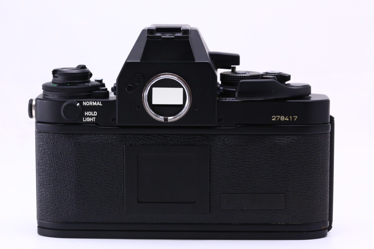 【極上美品】Canon New F-1 AEファインダー + New FD 50mm F1.4 MF一眼レフ フイルムカメラ #1244712454の画像3