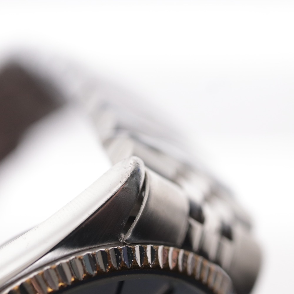 ■ セイコー ファイブ 腕時計 7S26-0500 自動巻き 重量約110g デイデイト 裏蓋 スケルトン メンズ シルバー 文字盤ホワイトの画像9