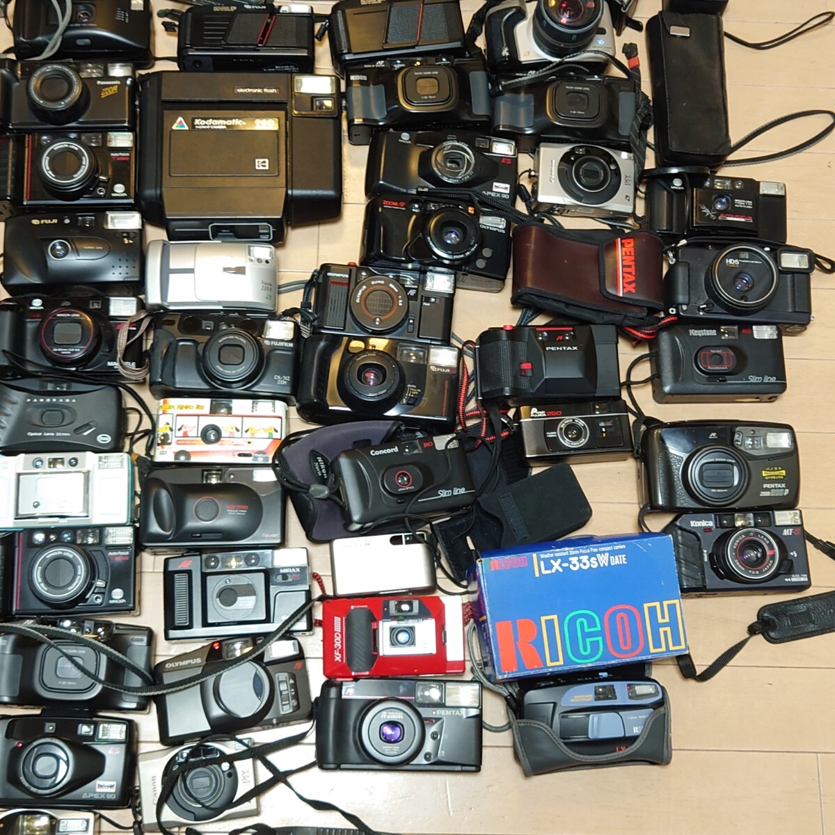 J1）１円〜 ジャンクカメラまとめ売り 大量セット Canon OLYMPUS PENTAX MINOLTA Nikon 光学 コンパクト フィルム の画像5
