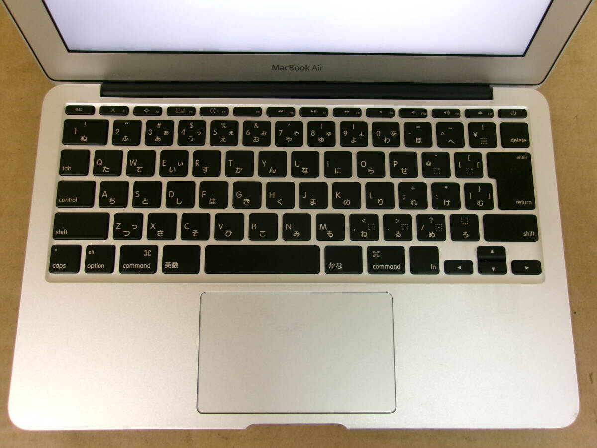 Apple MacBook Air A1370 ジャンクの画像2