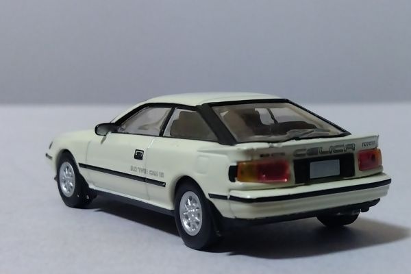 ★トヨタ セリカ GT-R（ST165）ホワイト   1/64コナミ★の画像3