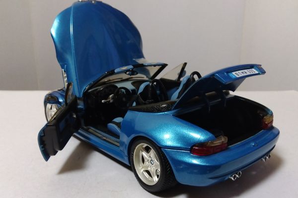 ★BMW　ⅢMロードスター　　　　1/18ブラーゴ★