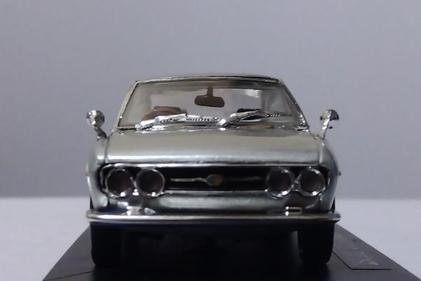 ★いすゞ　117クーペ（1968）　　　1/43アシェット国産名車コレクション★_画像7