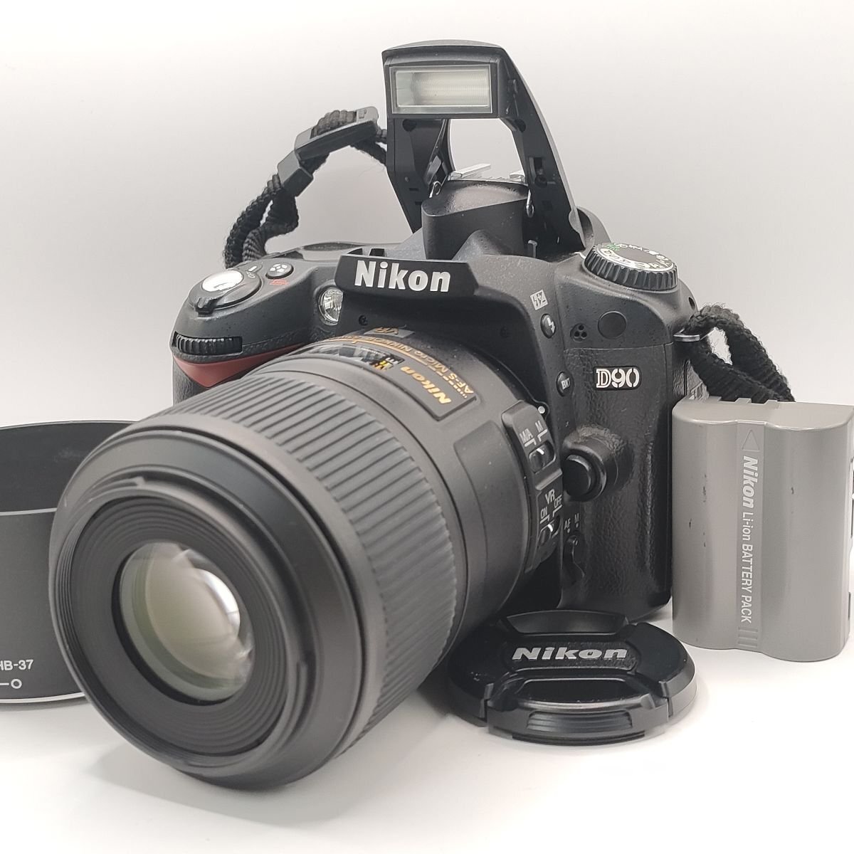 カメラ Nikon D90 / DX AF-S Micro NIKKOR 85mm f/3.5 G ED SWM VR IF デジタル一眼レフ セット品 現状品 [1661HJ]の画像1