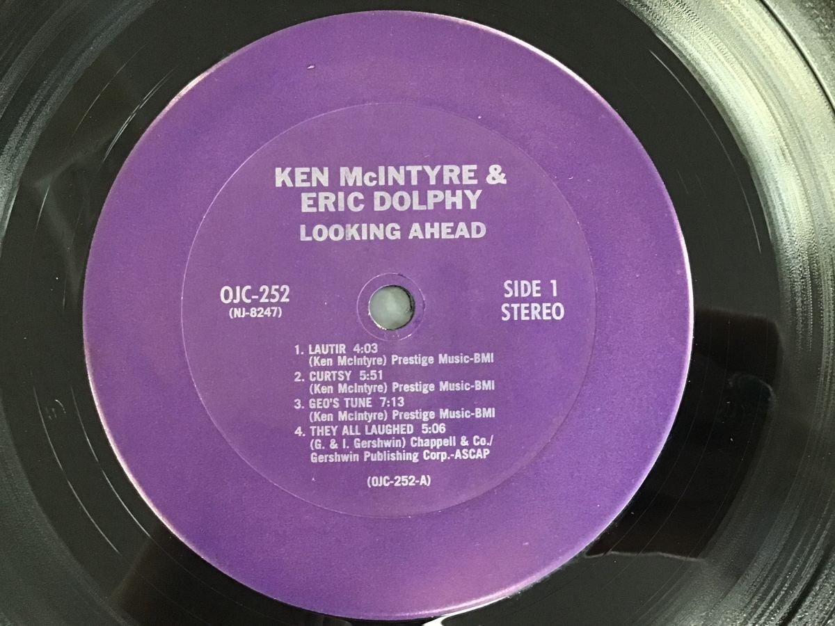 LP / KEN MCINTYRE & ERIC DOLPHY / LOOKING AHEAD / US盤 [6823RR]の画像3