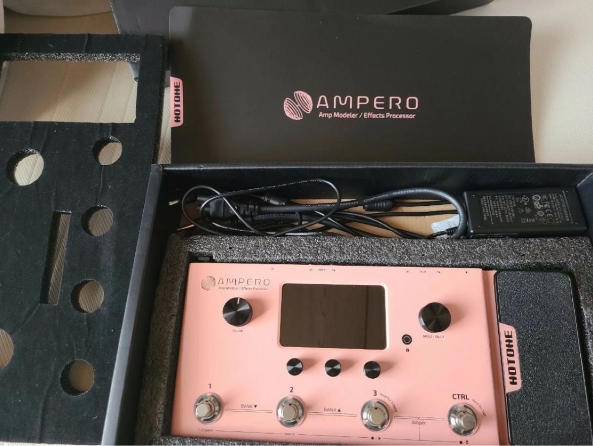 超美品 レア　HOTONE AMPERO ピンク 生産限定カラー　ファームウェアV4.1A 元箱・電源ケーブルなどセット　送料込
