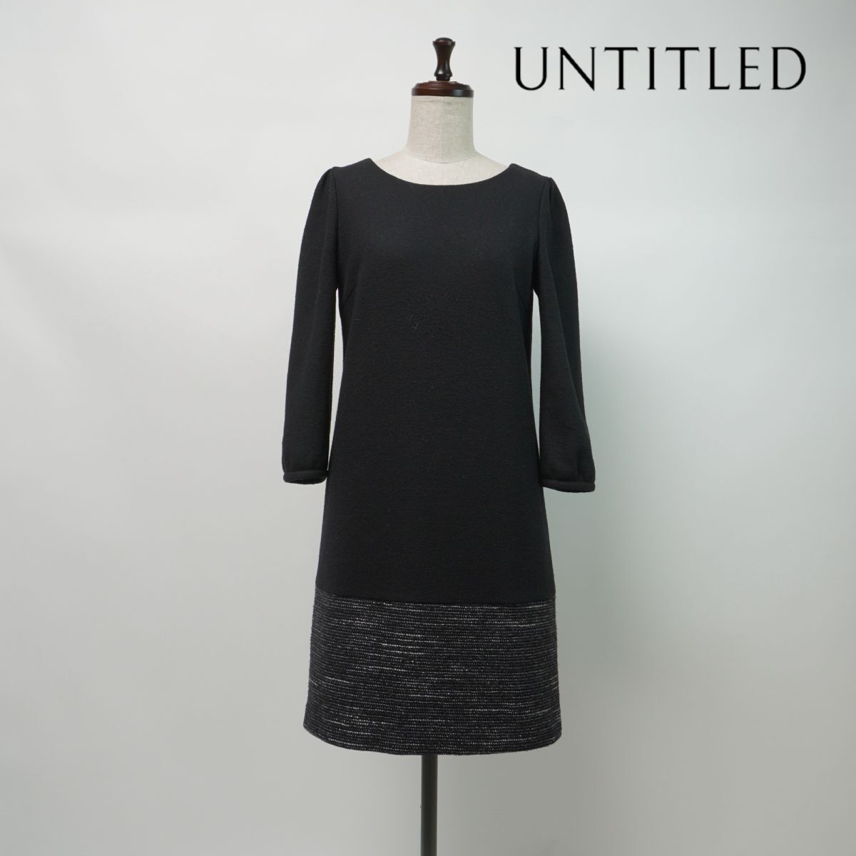 UNTITLED アンタイトル ウール100% 裾デザインIラインワンピース ５分袖 膝丈 裏地あり レディース 黒 ブラック グレー系 サイズ2*LC689_画像1