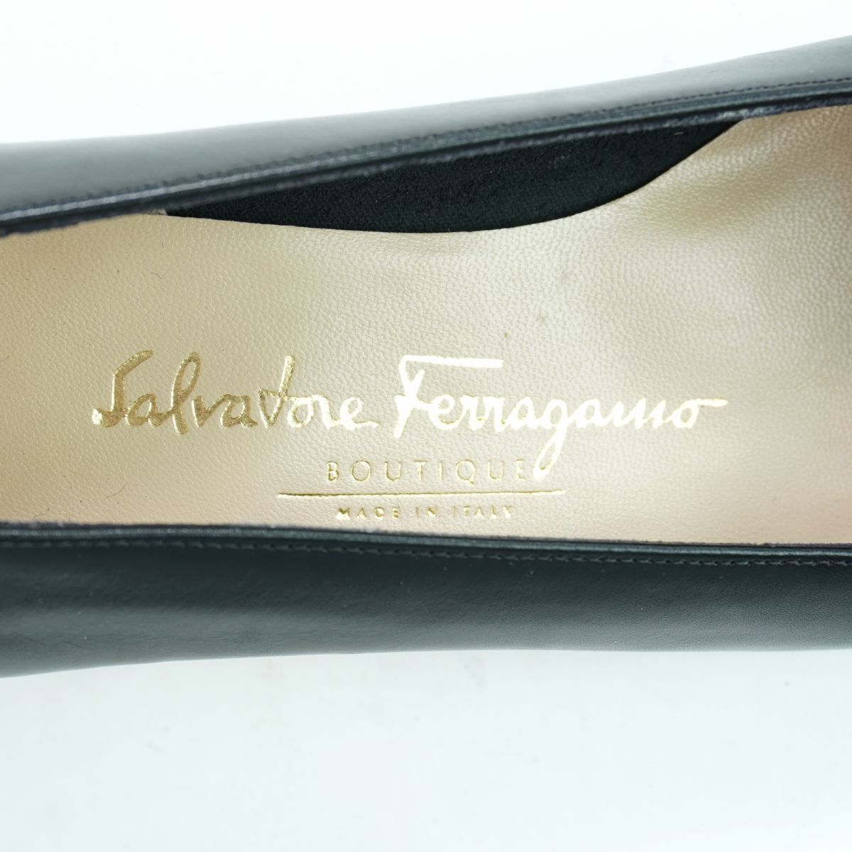 Salvatore Ferragamo サルヴァトーレフェラガモ 7 24.5 パンプス イタリア製 ヴァラ ヒール リボン レザー 黒 ブラック/OC77_画像7