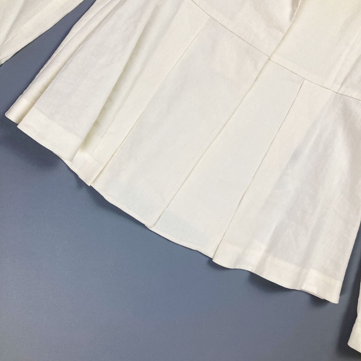 美品 theory セオリー リネン混 ペプラム風デザインジャケット レディース 白 ホワイト サイズ0*OC776_画像4
