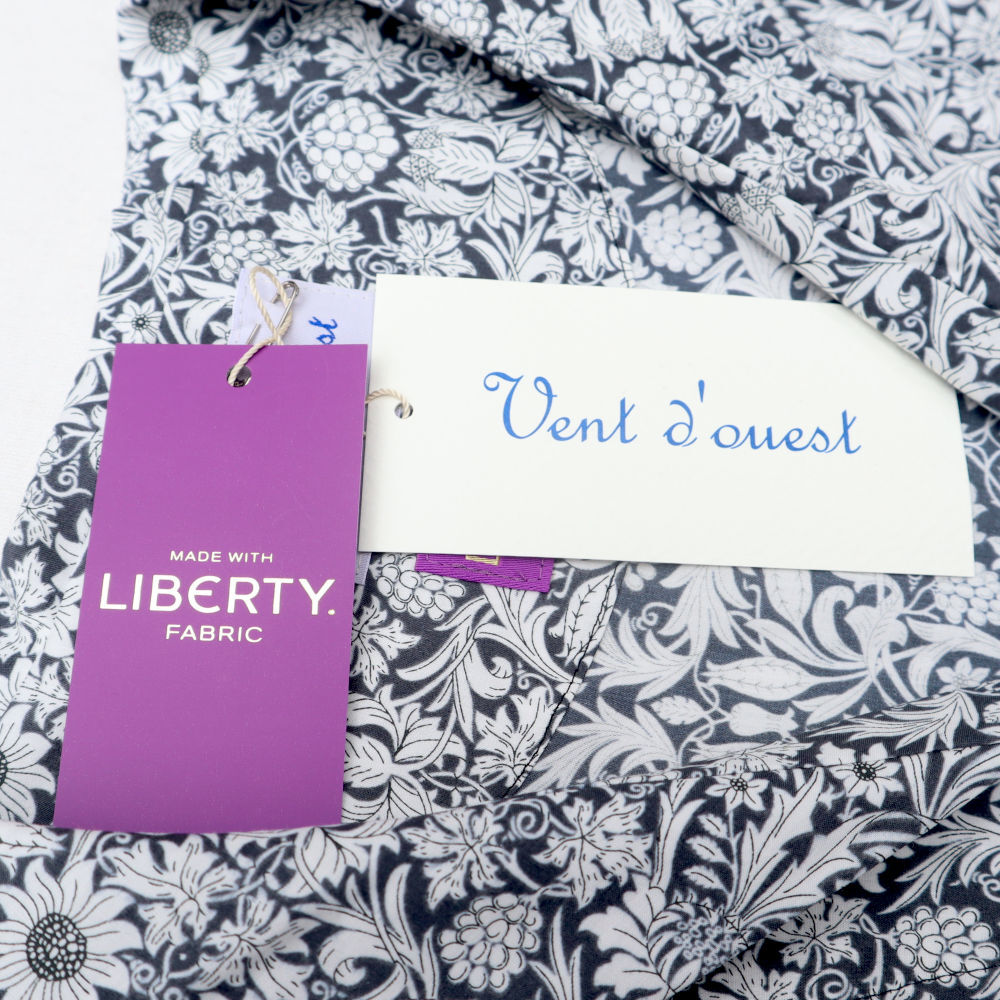 リバティ　LIBERTY.　リバティワンピース　着丈：約110cm　身幅：約62cm 日本製　モーティマー タナローン_画像7