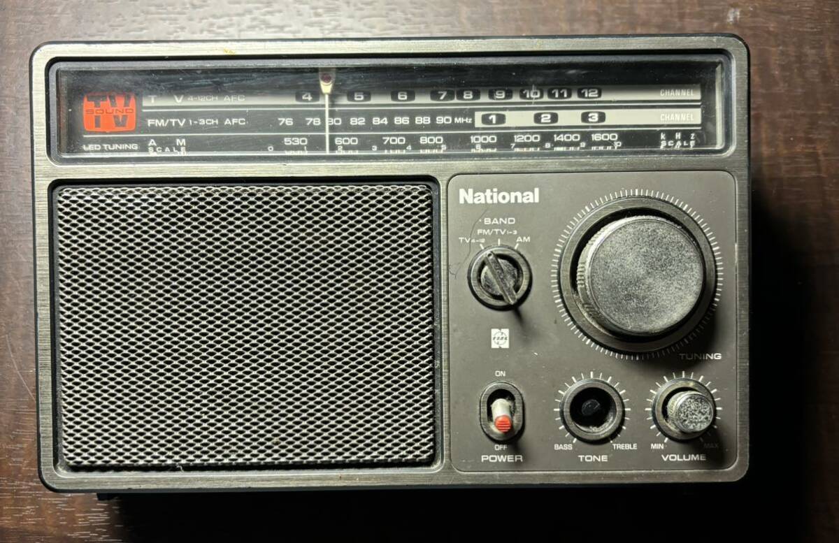 National ナショナル RF-1090 動作品 TV音 FM AMポータブルラジオ ラジオ 昭和レトロ ヴィンテージの画像2