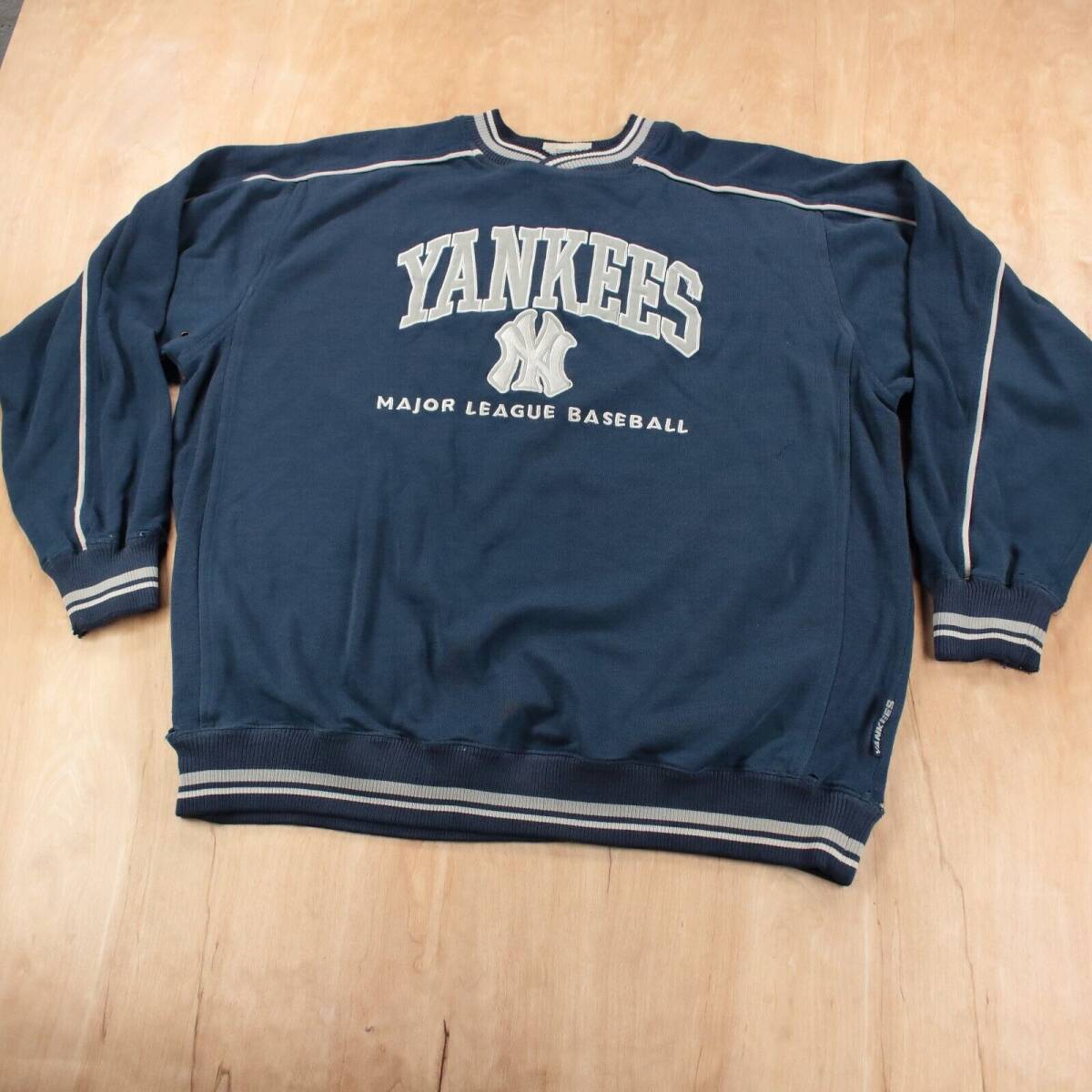 New York Yankees MLB embroidered crewneck pullover sweatshirt XL vtg 90s 00s y2k 海外 即決