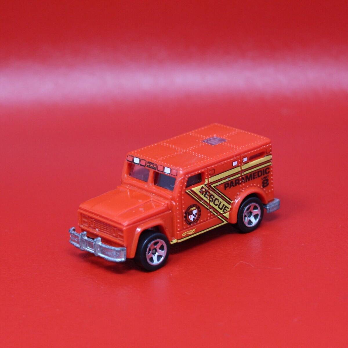 2010 Hot Wheels #184 Armored Truck Red HW Race World: City 1:64 Loose 5sp 海外 即決_2010 Hot Wheels #1 1