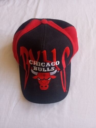 Yahoo!オークション - Vtg Chicago Bulls Snapback Cap Spell Out Hard...