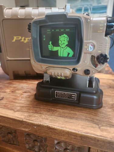 Fallout 4 Pip-Boy Model 3000 Mk IV Collector's Edition - No Game 海外 即決_Fallout 4 Pip-Boy 6