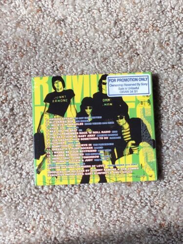 We’re A Happy Family Tribute To The Ramones CD NEW sealed LIMITED KISS Green Day 海外 即決_We’re A Happy Fami 2