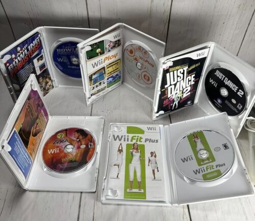 Wii Console Bundle 6 Game Lot w/ Wii Sports and Controllers RVL-001 GameCube 海外 即決_Wii Console Bundle 7