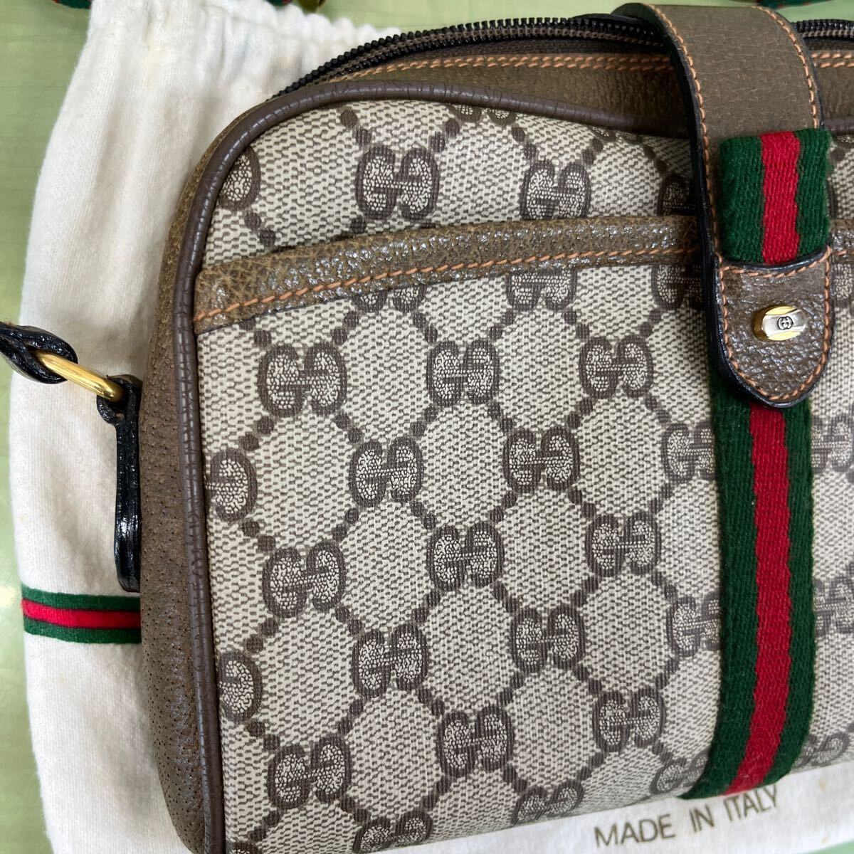 ★GUCCI グッチ オールドグッチ ショルダーバッグ 巾着袋付の画像4