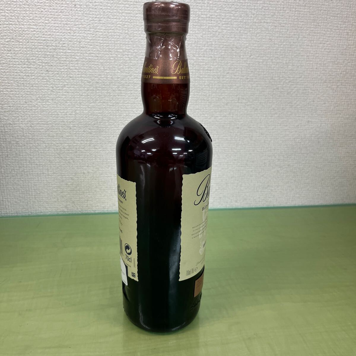 Ballantines aspidistra Thai n Scotch whisky VERY RARE 30 year 700ml unopened 
