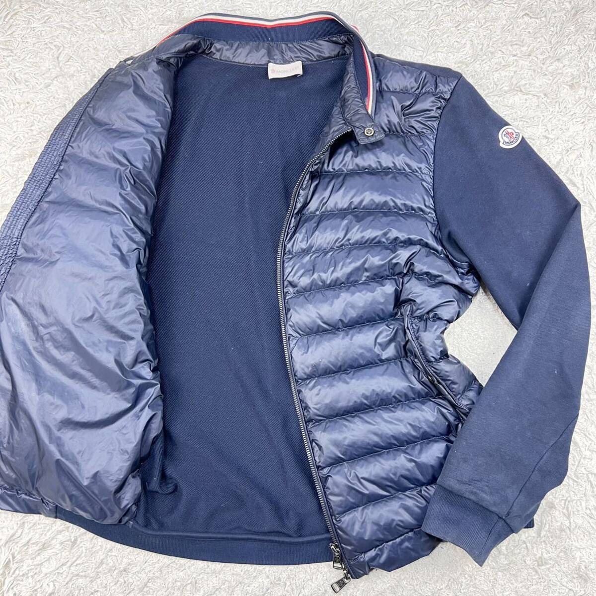 最高級品!!! モンクレール『至高の逸品』MONCLER ジャージ ジップアップ L トリコロール 切替◎ ダウン ロゴワッペン ダークネイビー 春