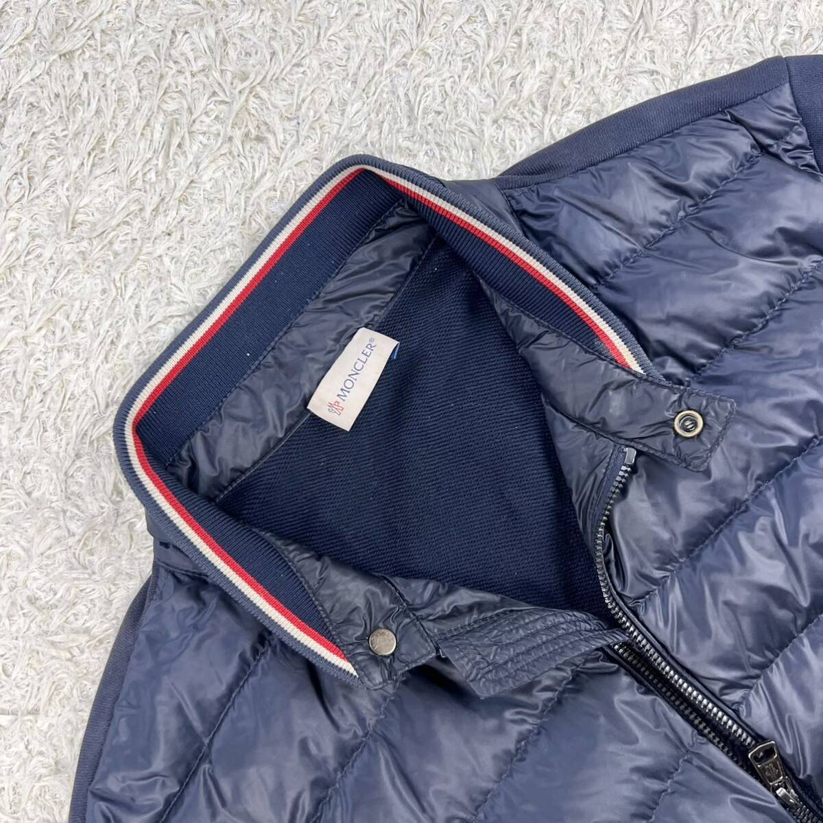 最高級品!!! モンクレール『至高の逸品』MONCLER ジャージ ジップアップ L トリコロール 切替◎ ダウン ロゴワッペン ダークネイビー 春